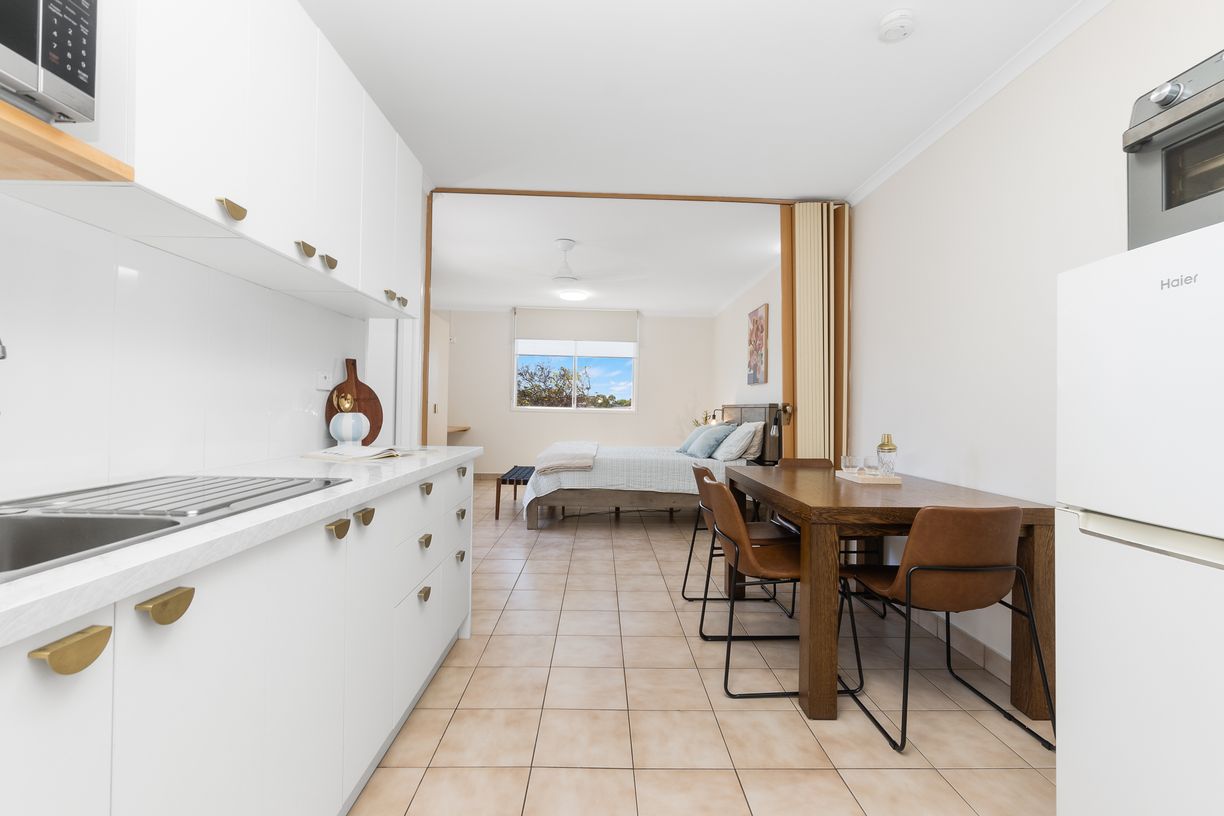 34/115 -117 Smith Street — photo 5 of 15