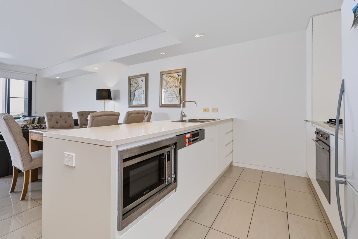 6307/7 Anchorage Court — photo 4 of 23