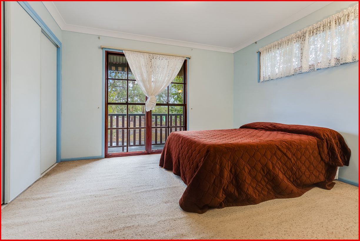 18 Mahonia Street — photo 19 of 25
