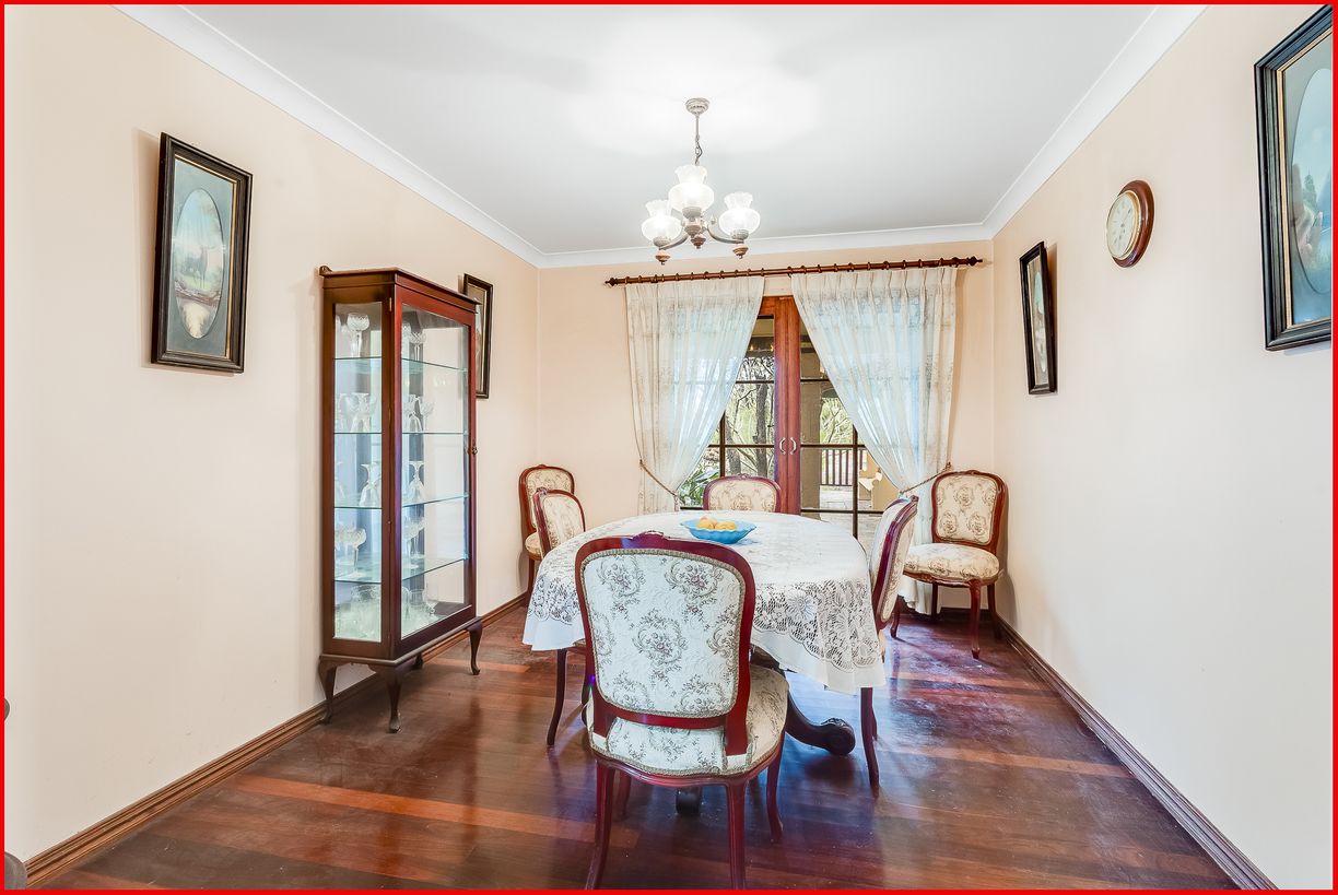 18 Mahonia Street — photo 12 of 25