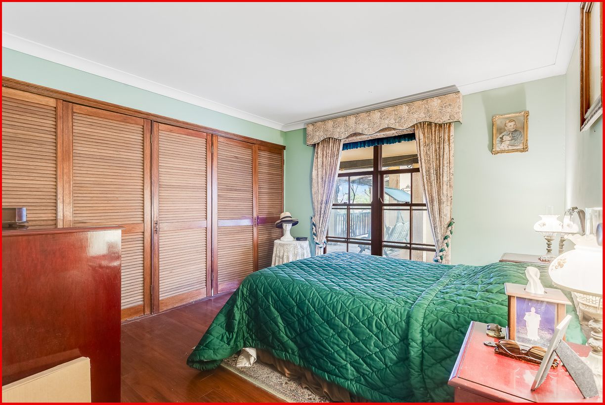 18 Mahonia Street — photo 10 of 25