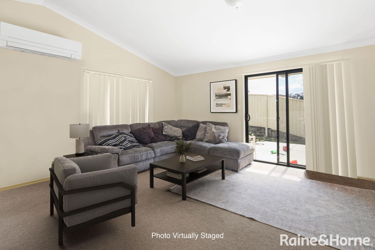 21 Oleander Crescent — photo 2 of 9