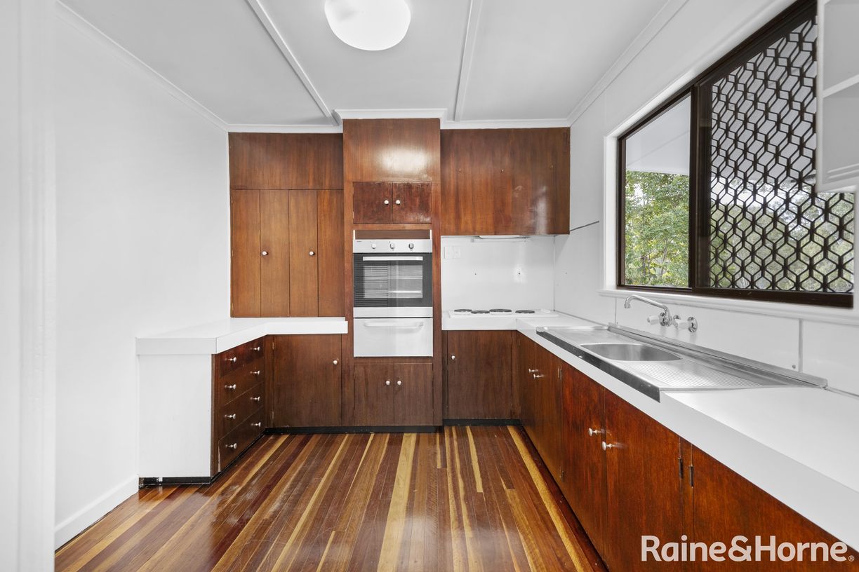 11 O'Keefe Street — photo 7 of 29