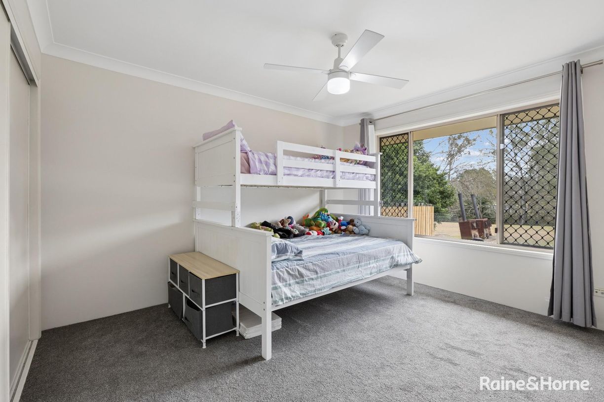 2/2 Elms Street — photo 13 of 21