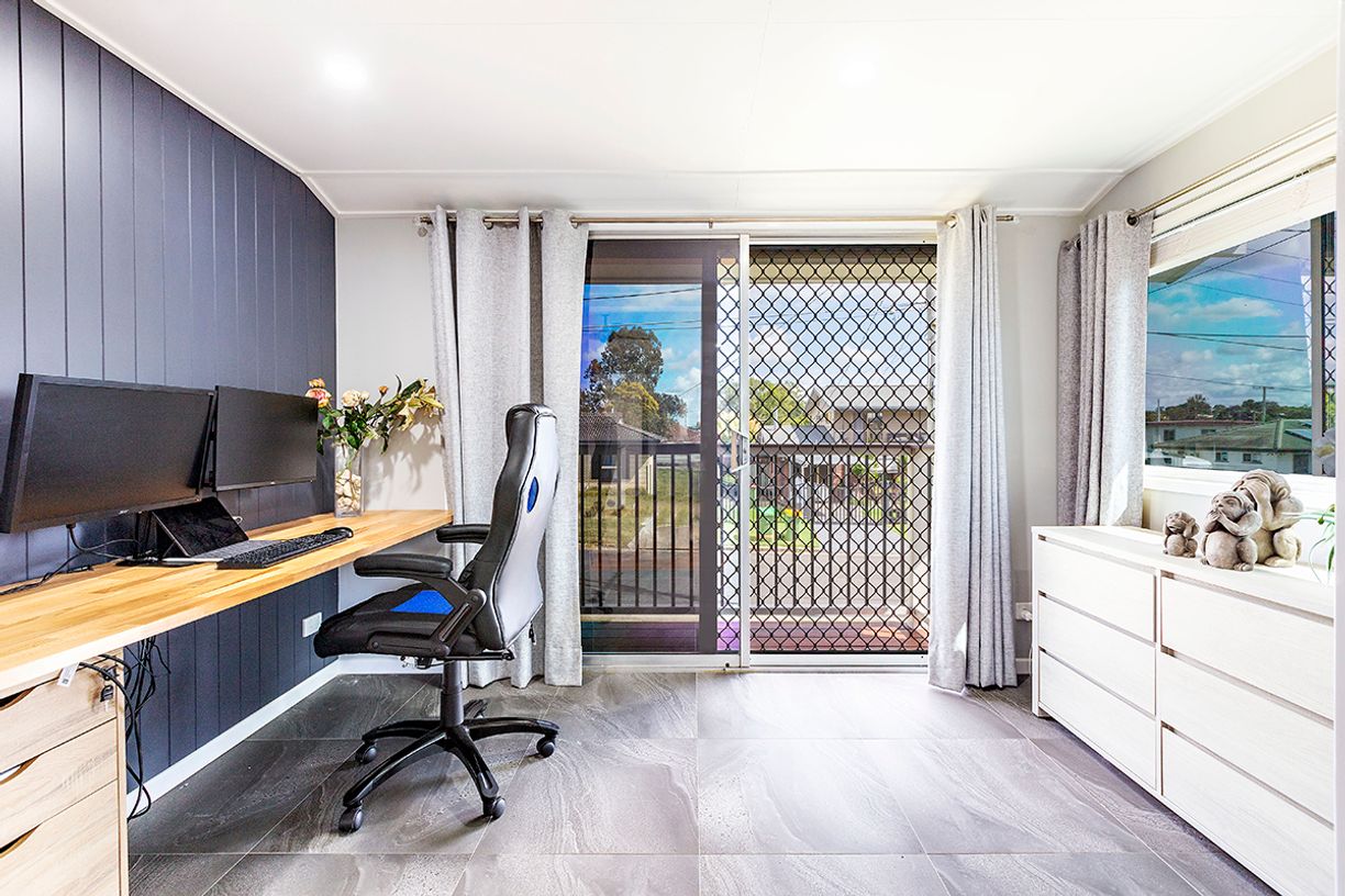 4 Deidre Ann Street — photo 7 of 15