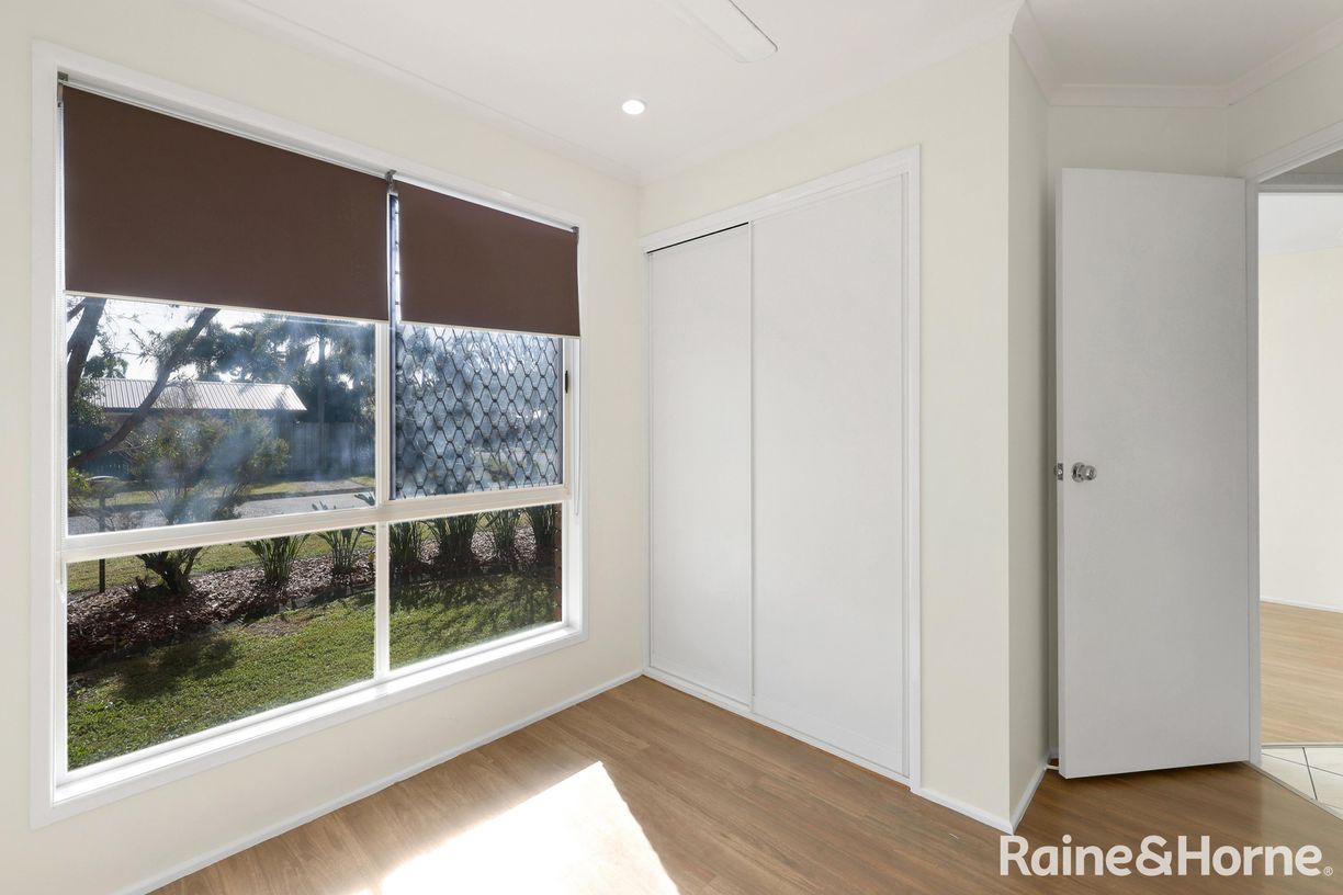 22 Elizabeth Drive — photo 13 of 20