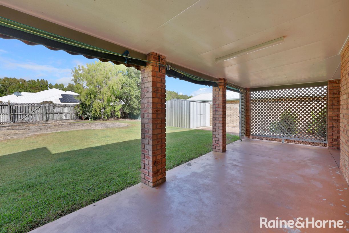 22 Elizabeth Drive — photo 17 of 20