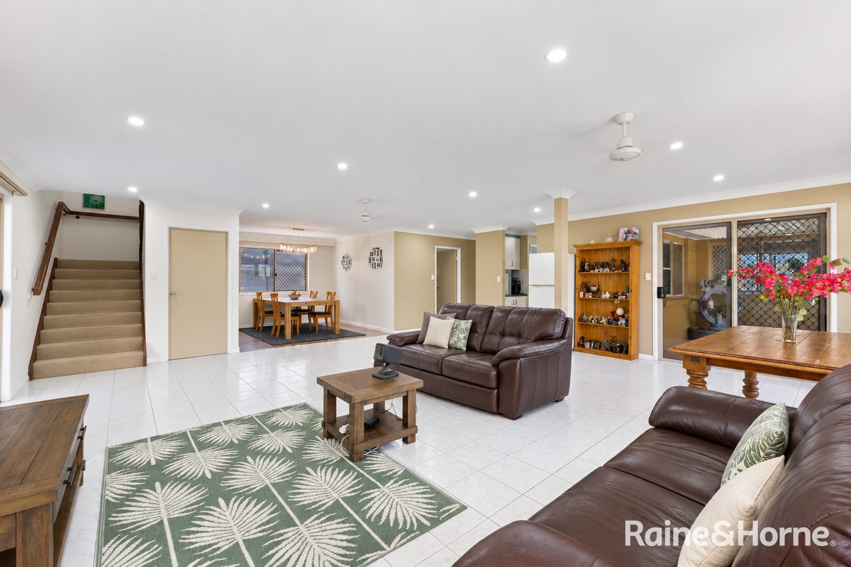14 Riverleigh Drive — photo 12 of 30