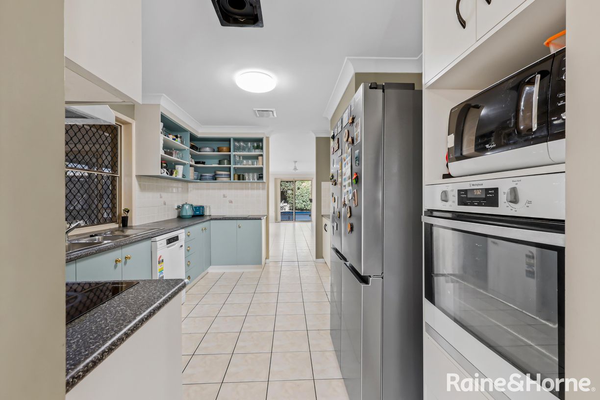 14 Riverleigh Drive — photo 8 of 30