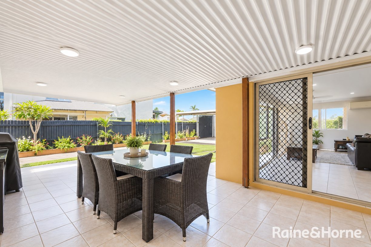 14 Riverleigh Drive — photo 21 of 30