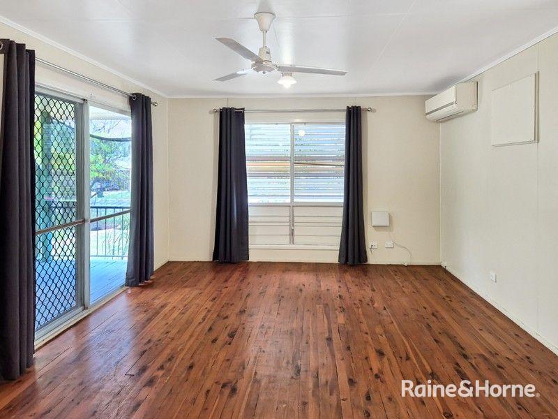 14 Chifley Court — photo 10 of 11