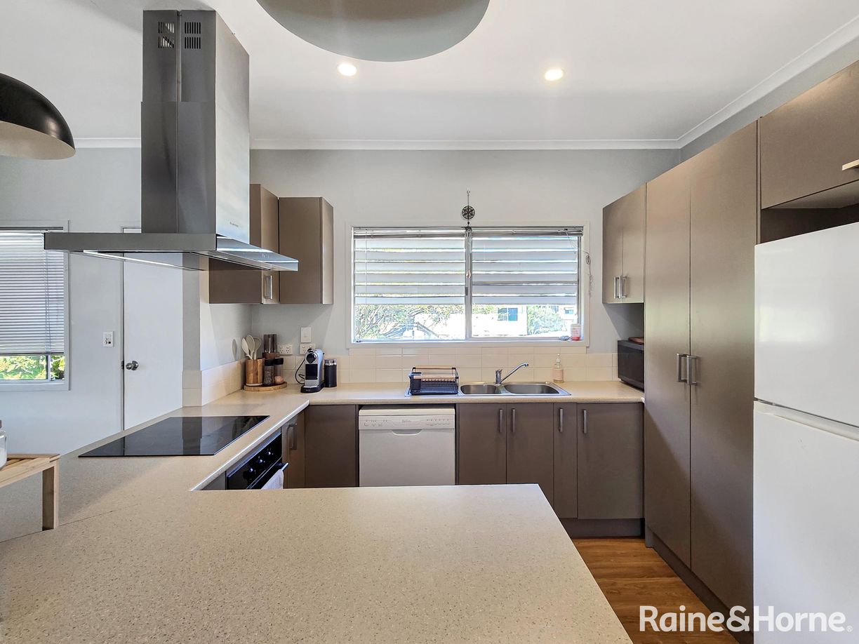 4 Cuthbert Street — photo 7 of 17