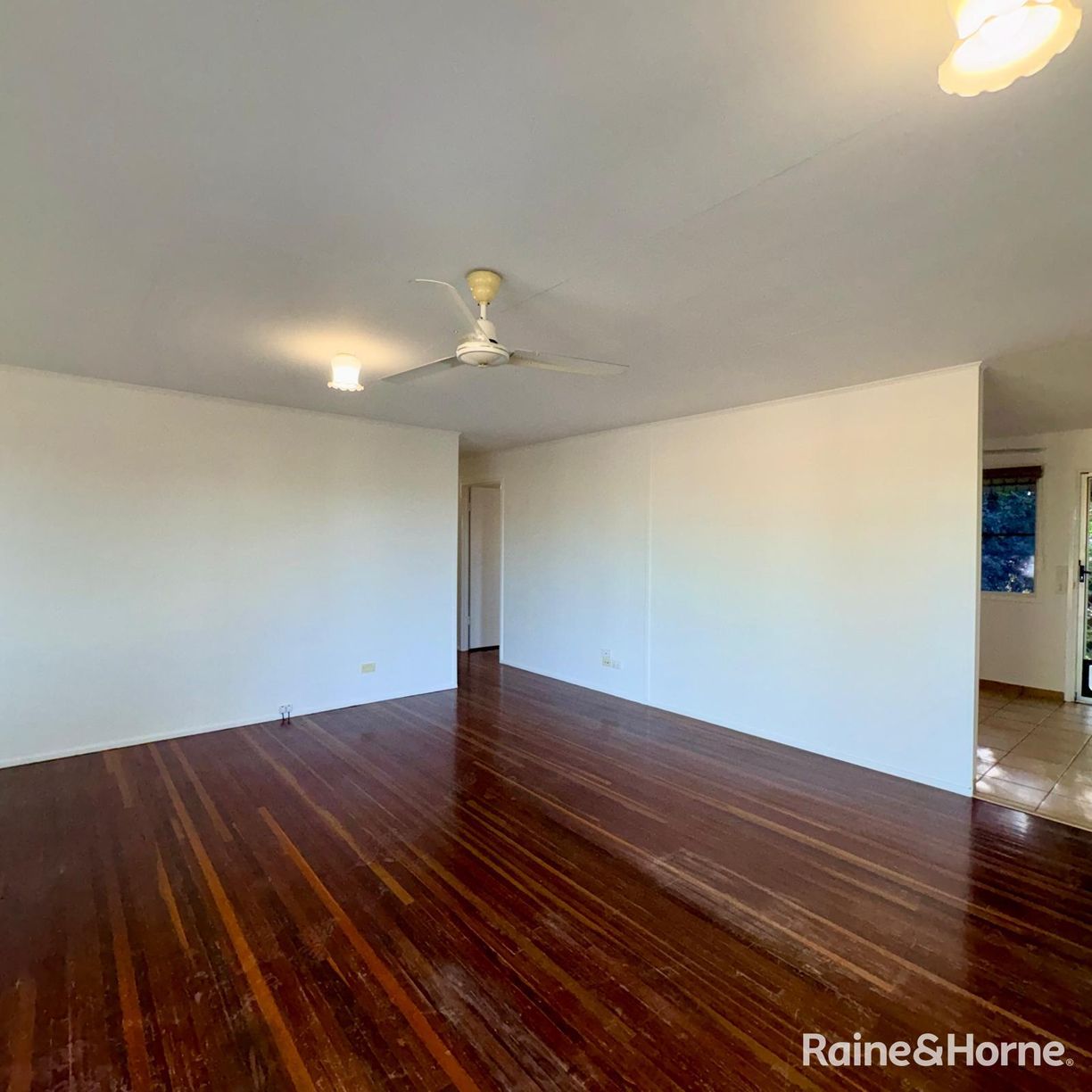 27 Clements Street — photo 3 of 20