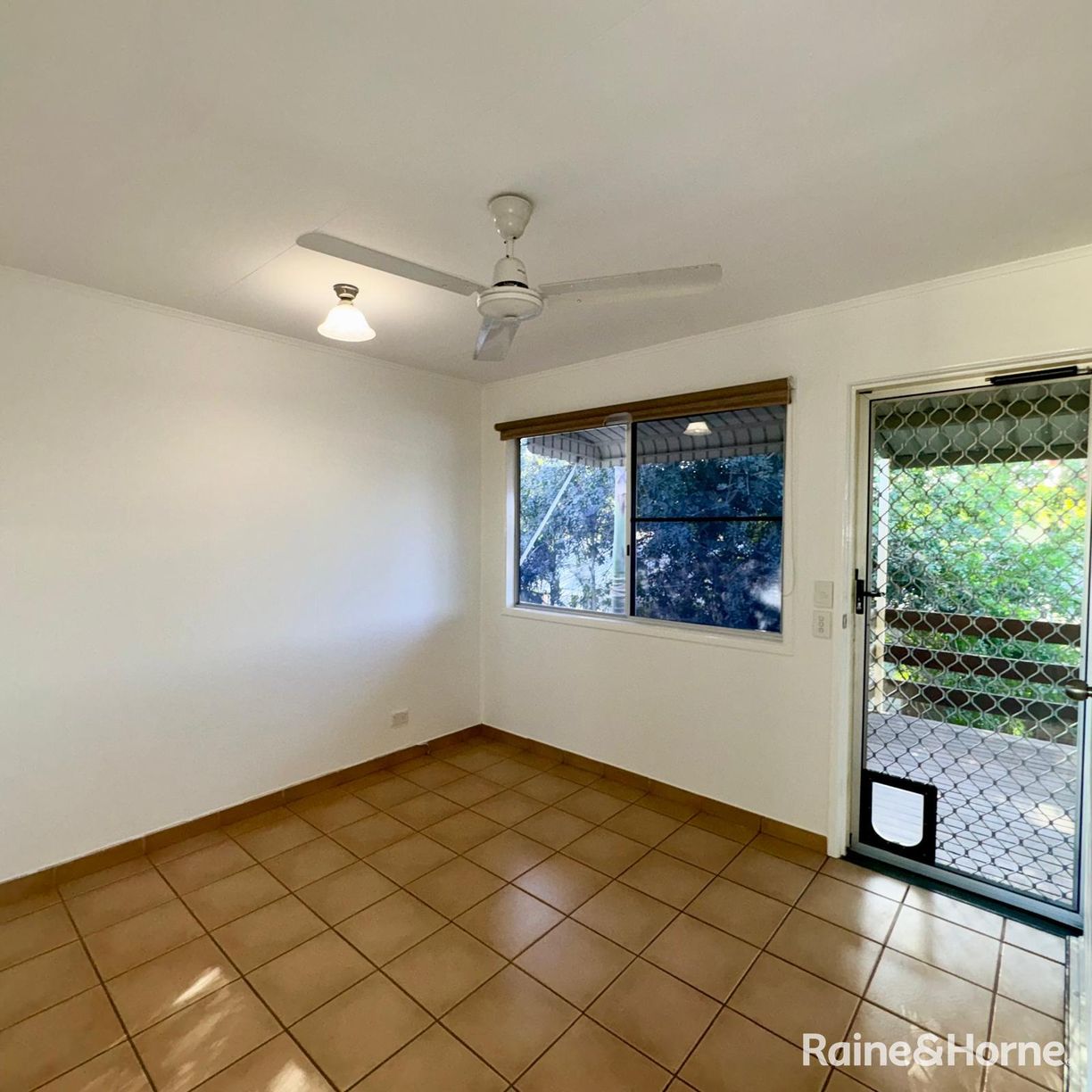 27 Clements Street — photo 10 of 20