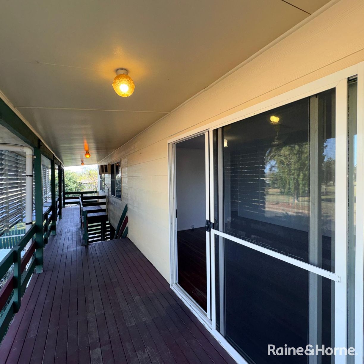 27 Clements Street — photo 11 of 20
