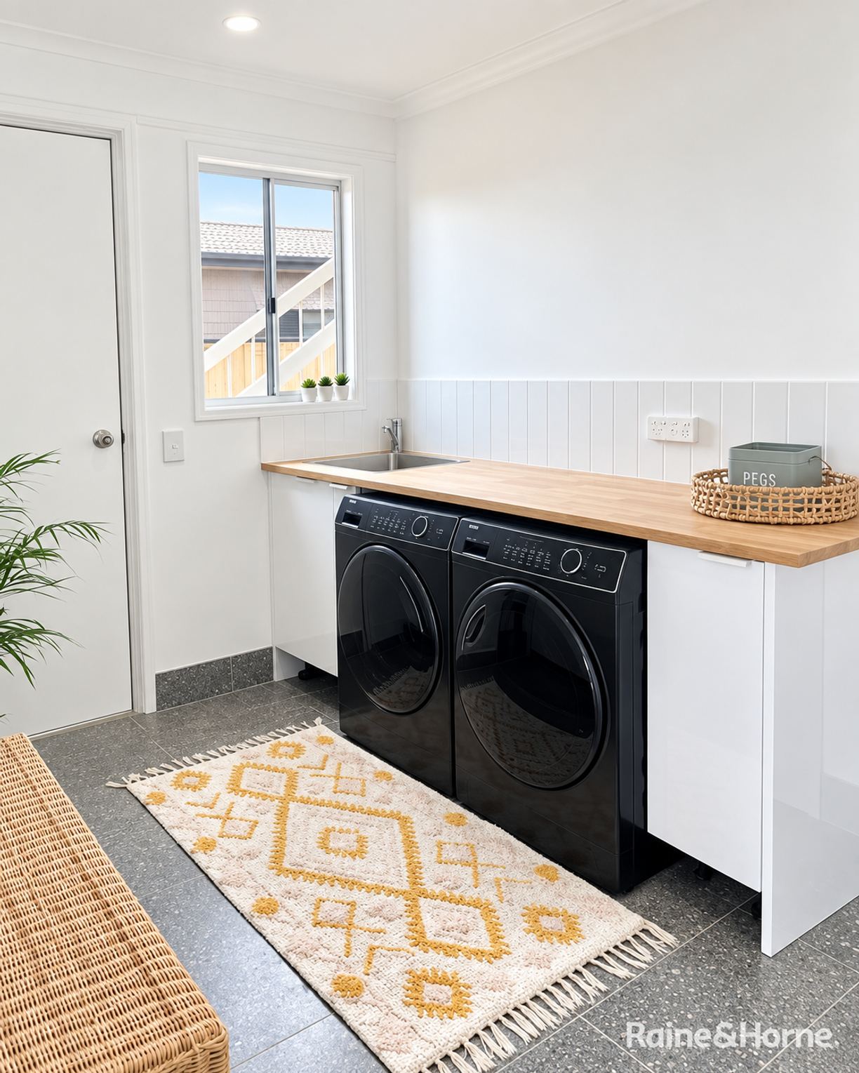 23 Bernborough Avenue — photo 8 of 14