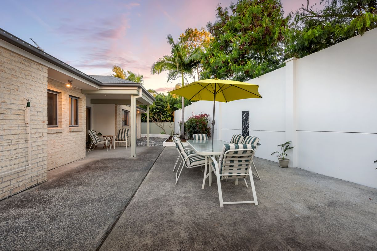 2/37 Heights Drive — photo 13 of 15