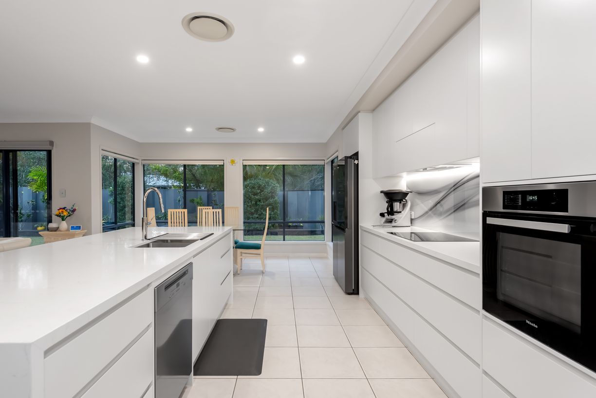 1 Slipstream Road — photo 14 of 30