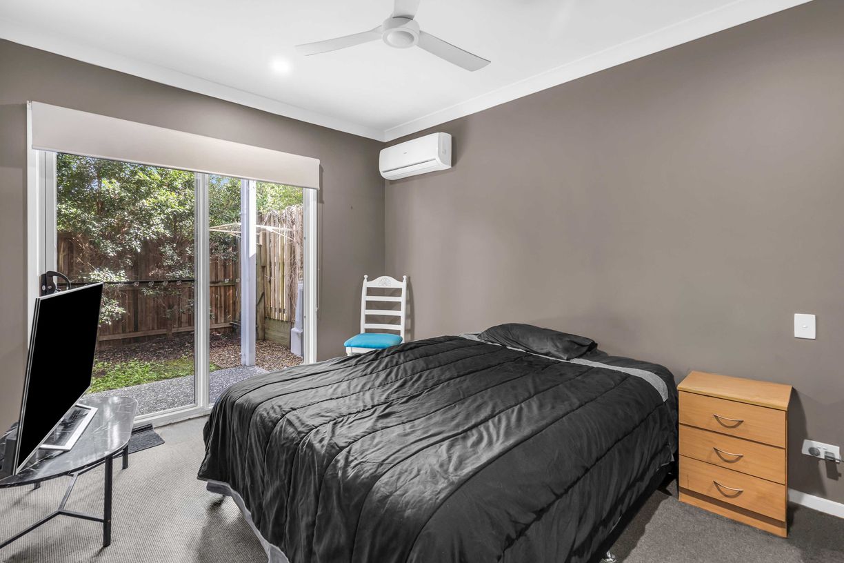 2 Stanhope Lane — photo 9 of 13