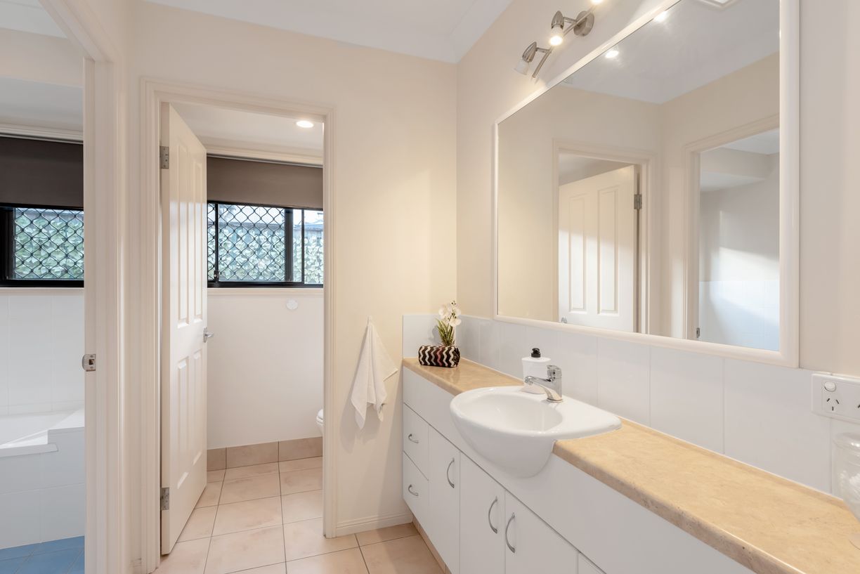 31 Lancewood Circuit — photo 15 of 20