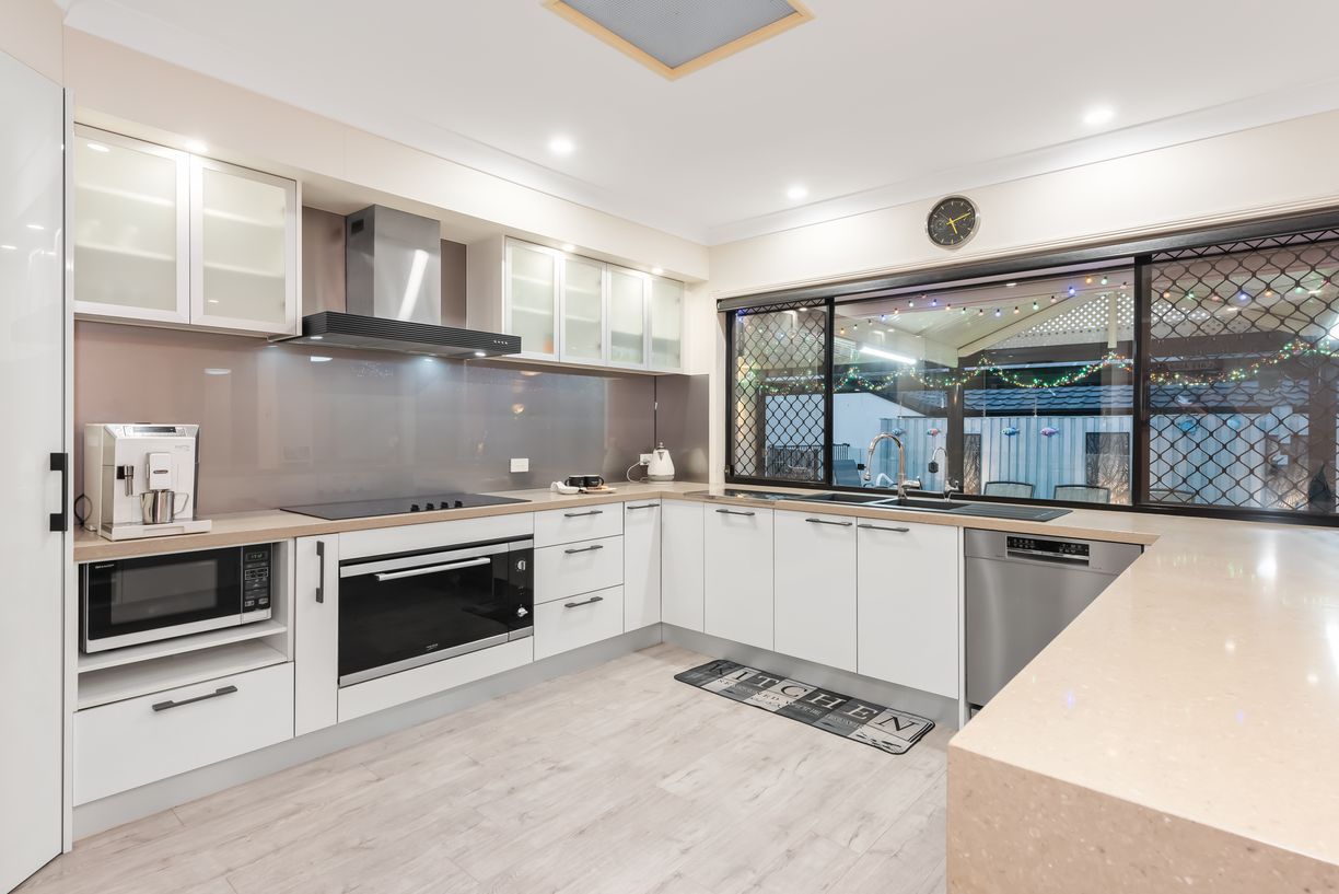 31 Lancewood Circuit — photo 3 of 20