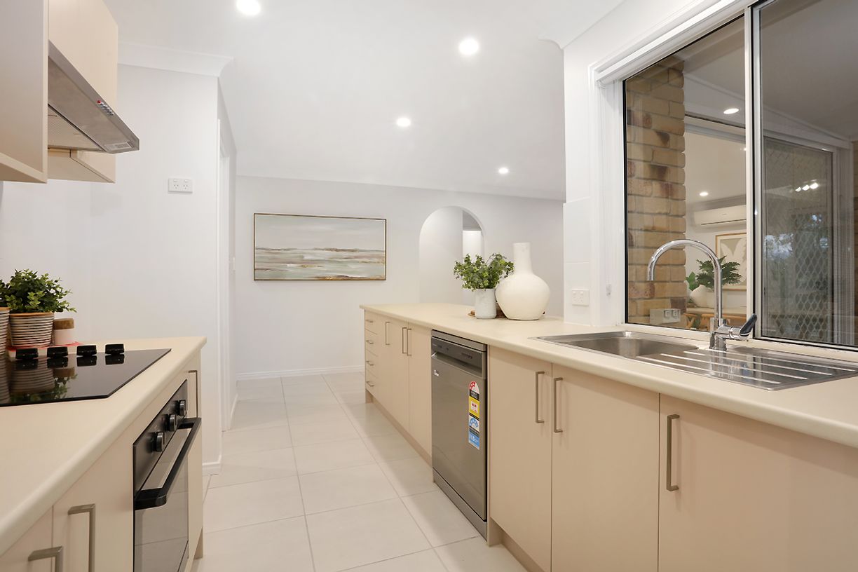 176 Alexander Drive — photo 16 of 30