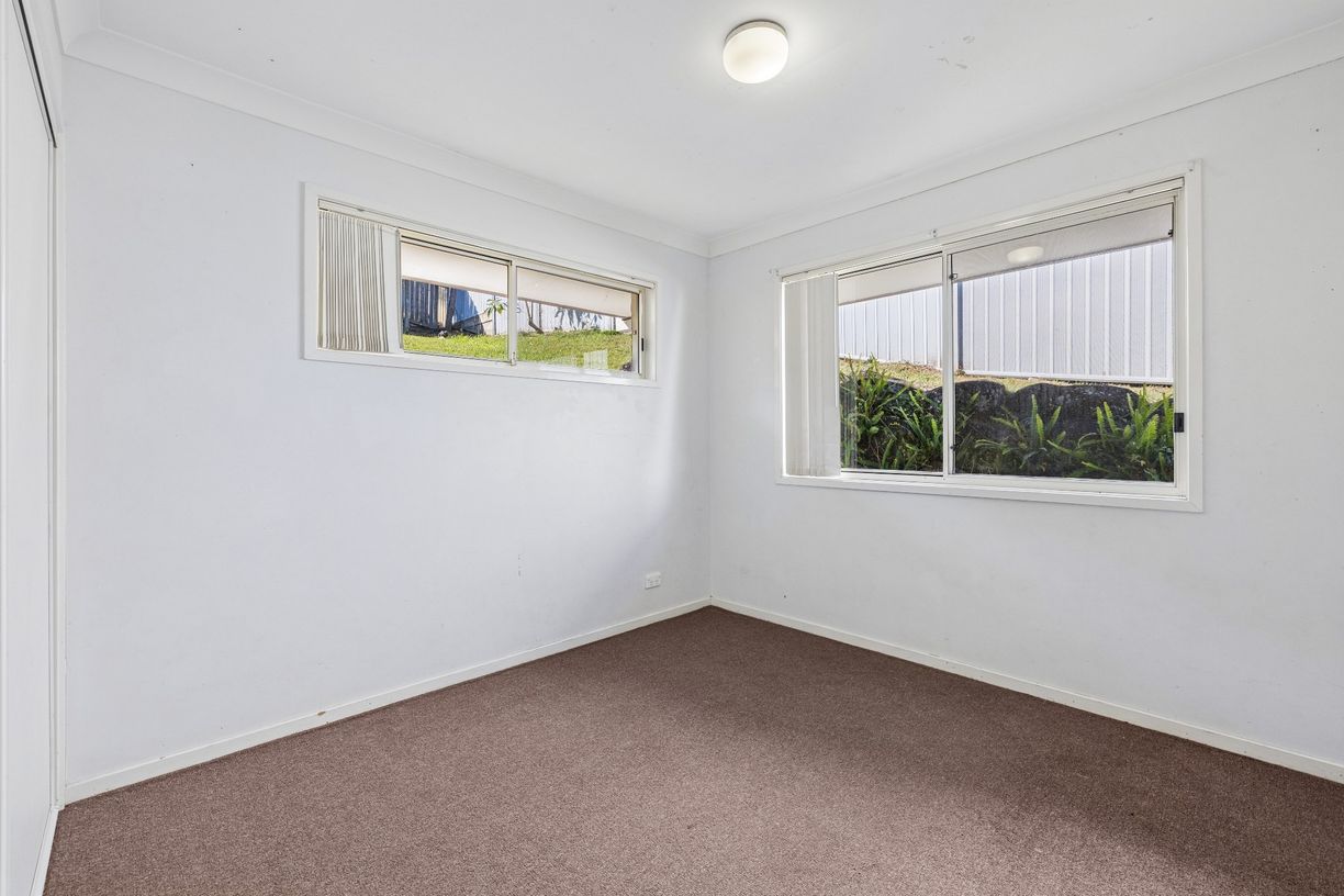 19 Mona Court — photo 13 of 23