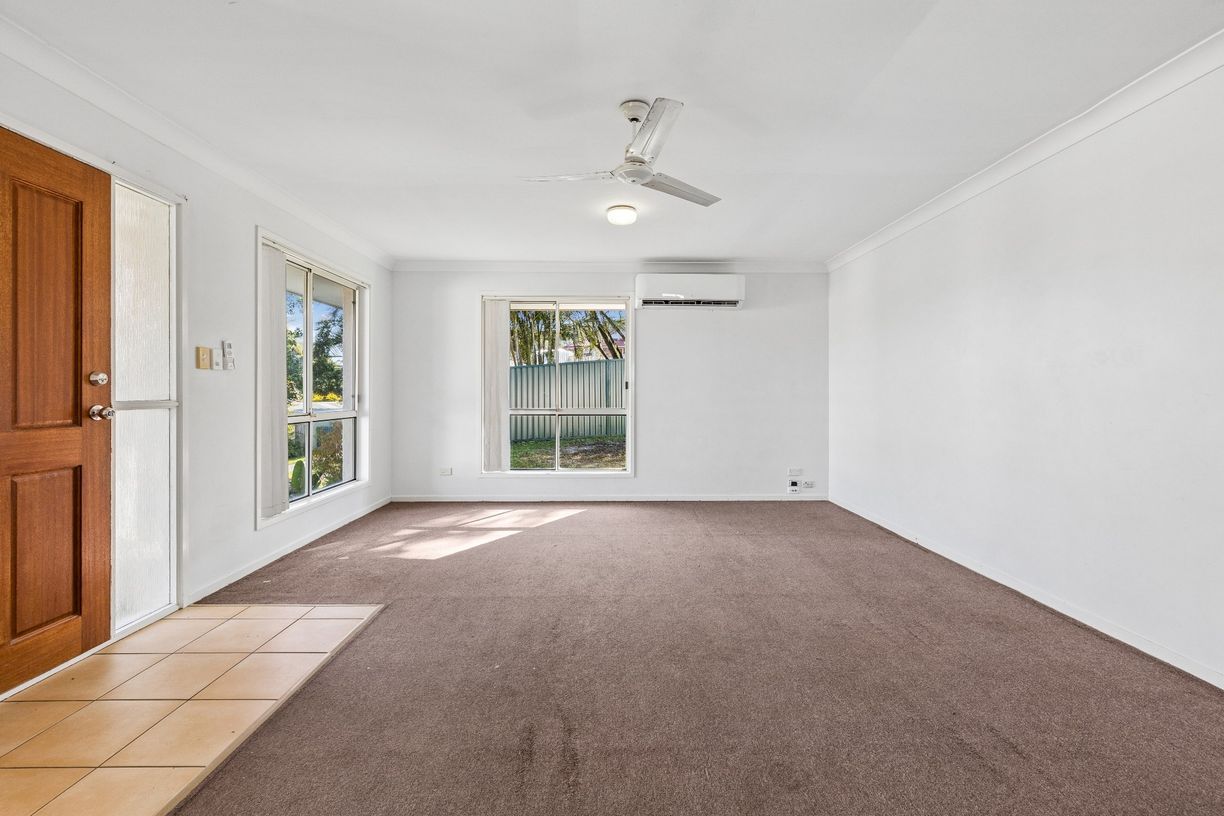 19 Mona Court — photo 8 of 23