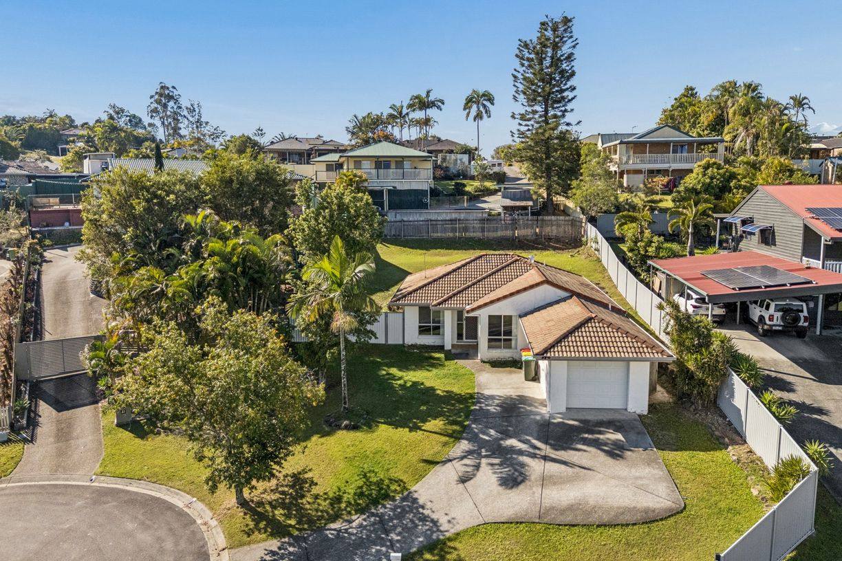 19 Mona Court — photo 3 of 23