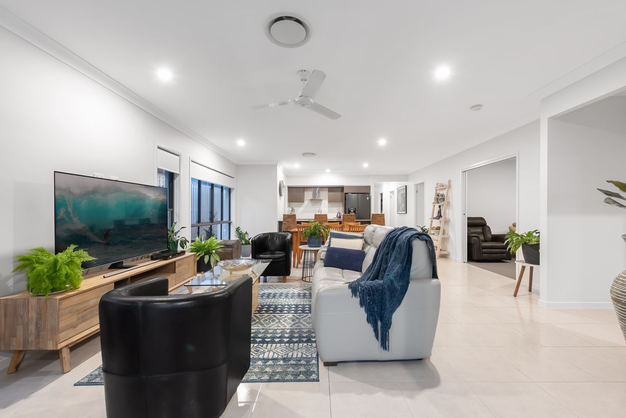 98 Melville Drive — photo 15 of 30