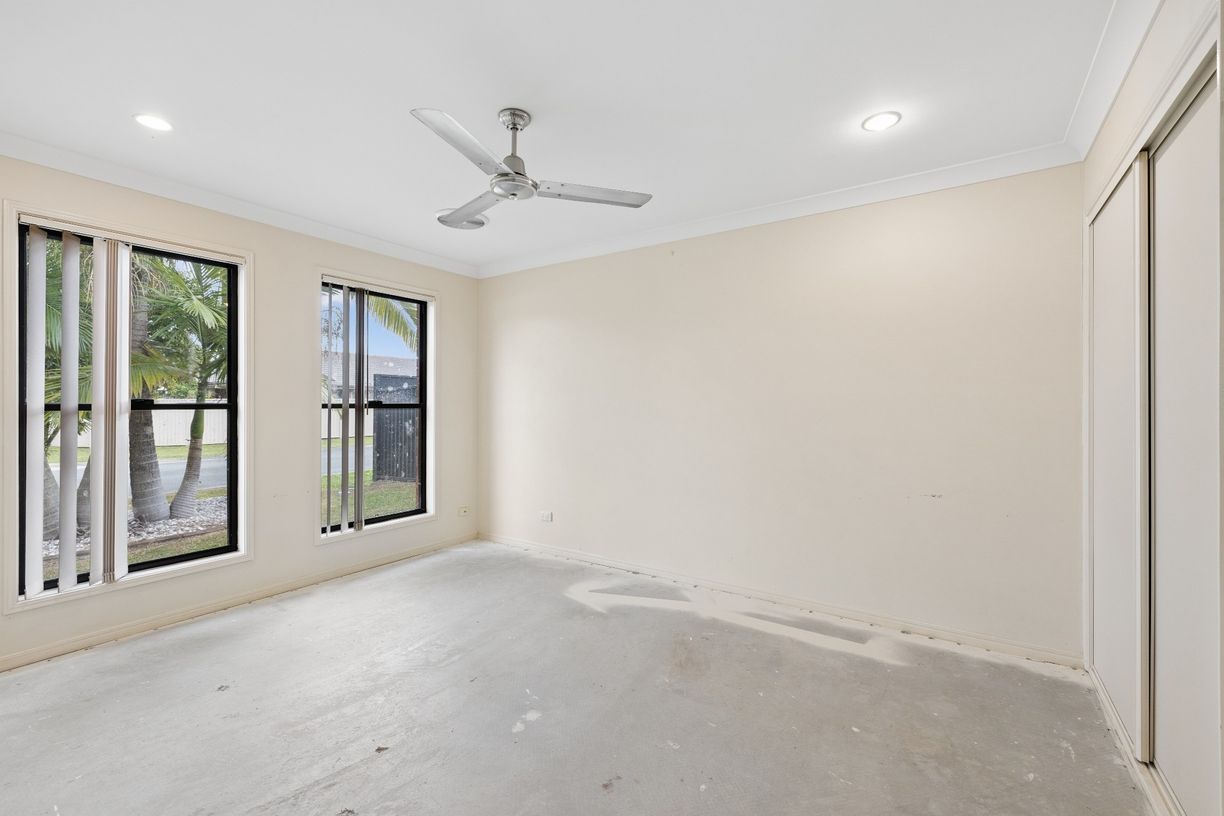 38 Runway Drive — photo 11 of 19