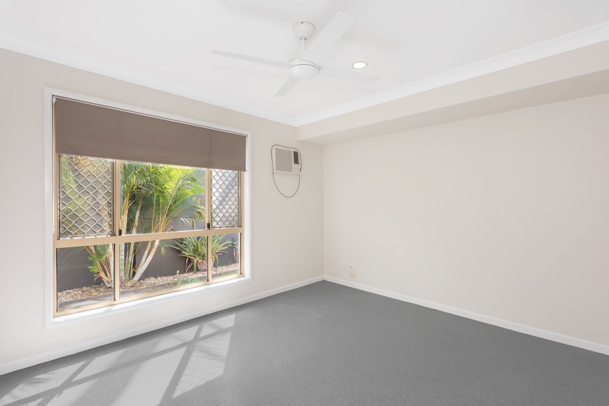 24 Queen Charlotte Court — photo 5 of 11