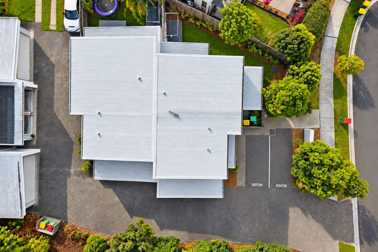 1/16 Nickel Street — photo from Raine & Horne Coomera | Pimpama