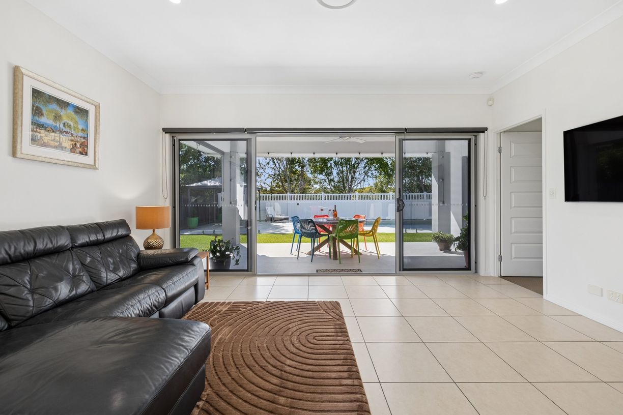 22 Peregrine Crescent — photo 19 of 30