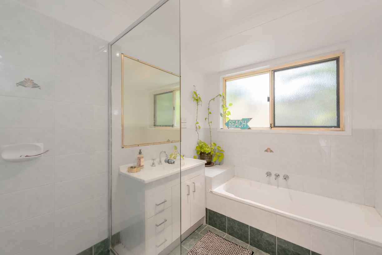 59 Saunders Drive — photo 12 of 15