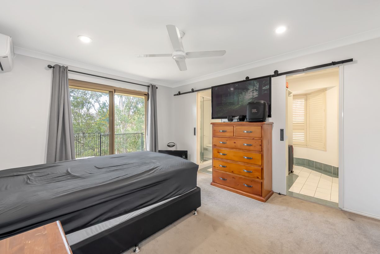 59 Saunders Drive — photo 8 of 15