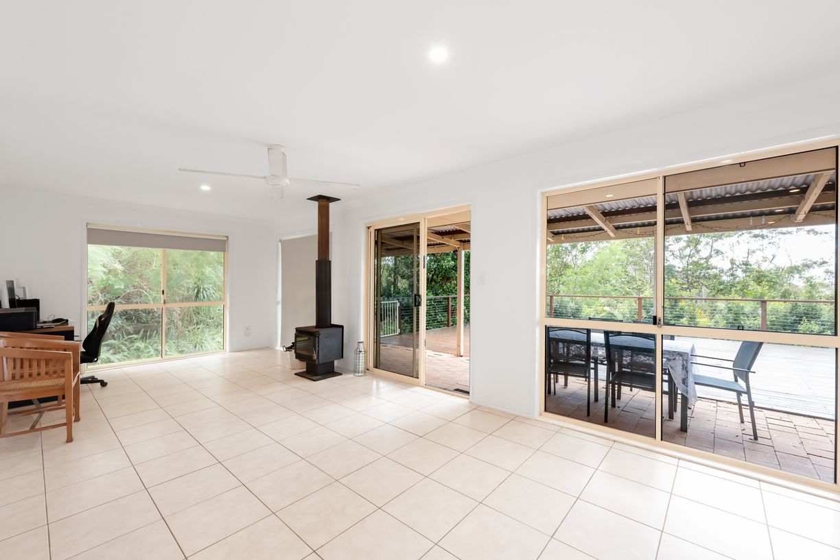 59 Saunders Drive — photo 6 of 15