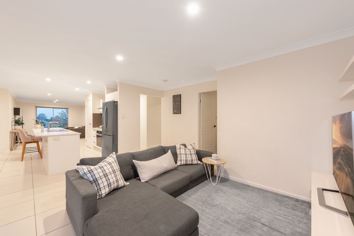 2 Sabina Street — photo 7 of 19