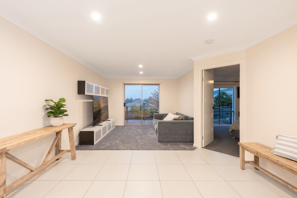 2 Sabina Street — photo 5 of 19