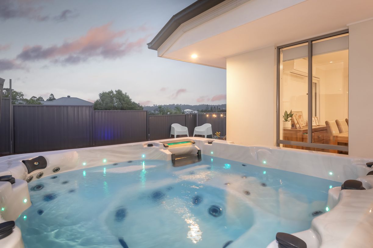 2 Sabina Street — photo 4 of 19