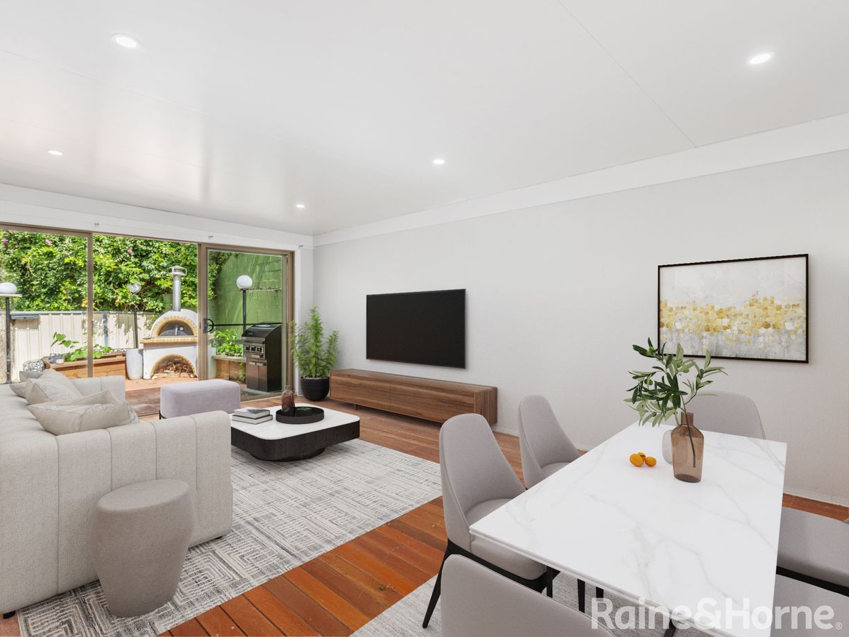 2/9-11 Hart Drive — photo 2 of 12
