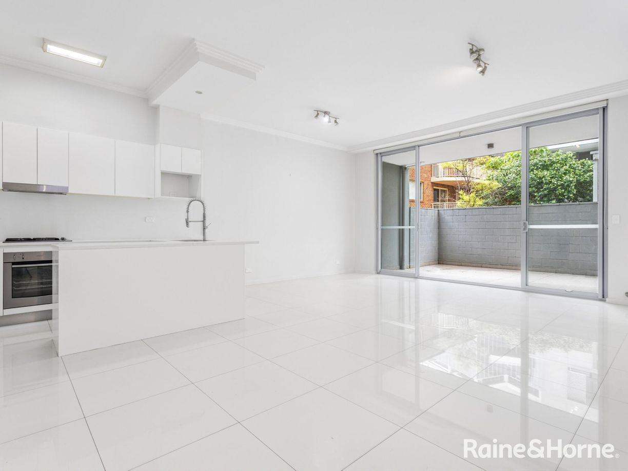 14/7F Parkes St — photo 2 of 10