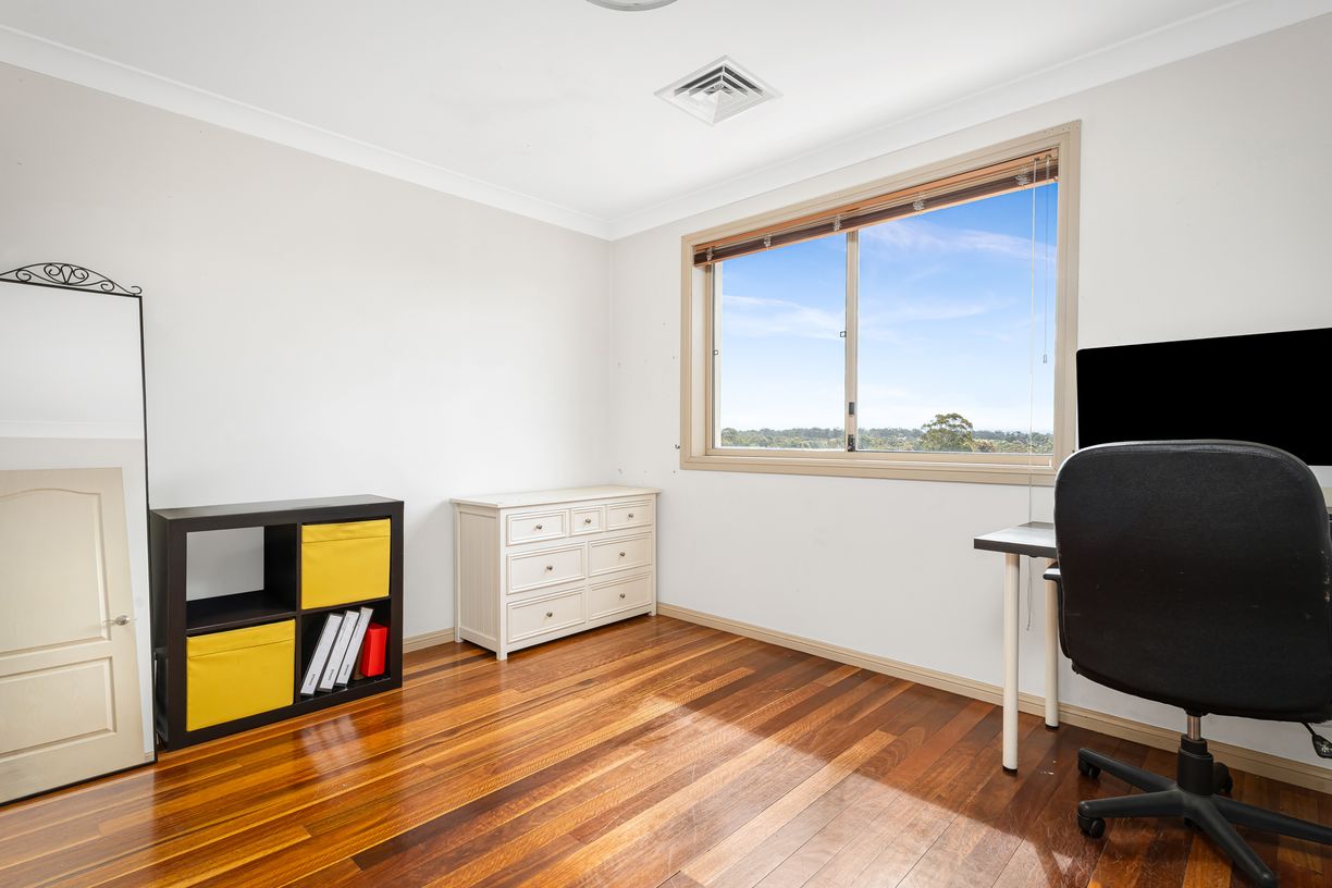 4 Bovis Place — photo 10 of 18