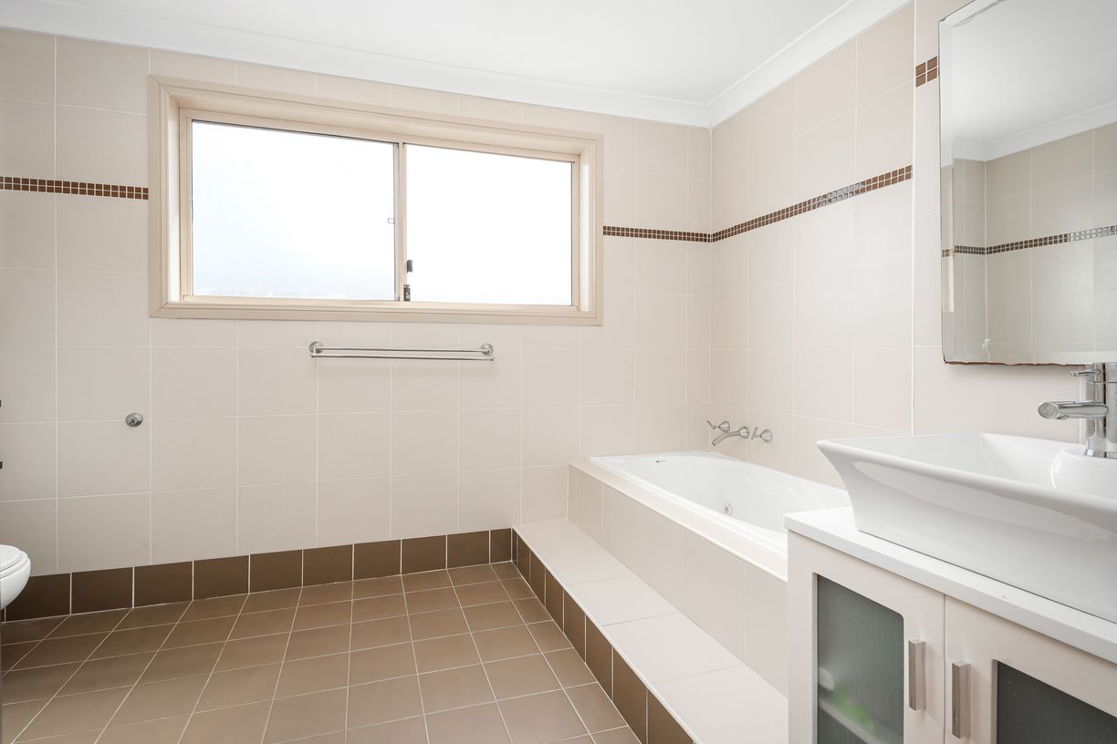 4 Bovis Place — photo 11 of 18