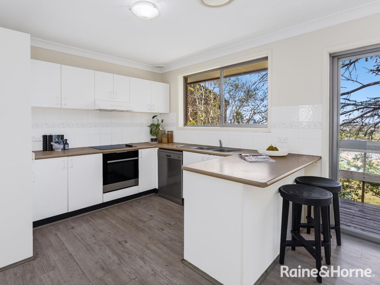 21 Caloola Road — photo 2 of 10