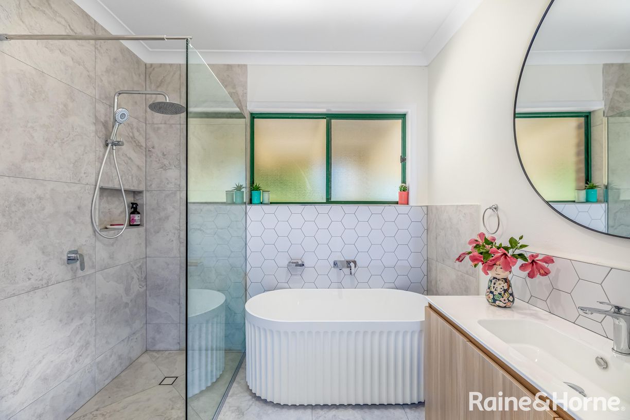 23 Tronson Road — photo 9 of 30