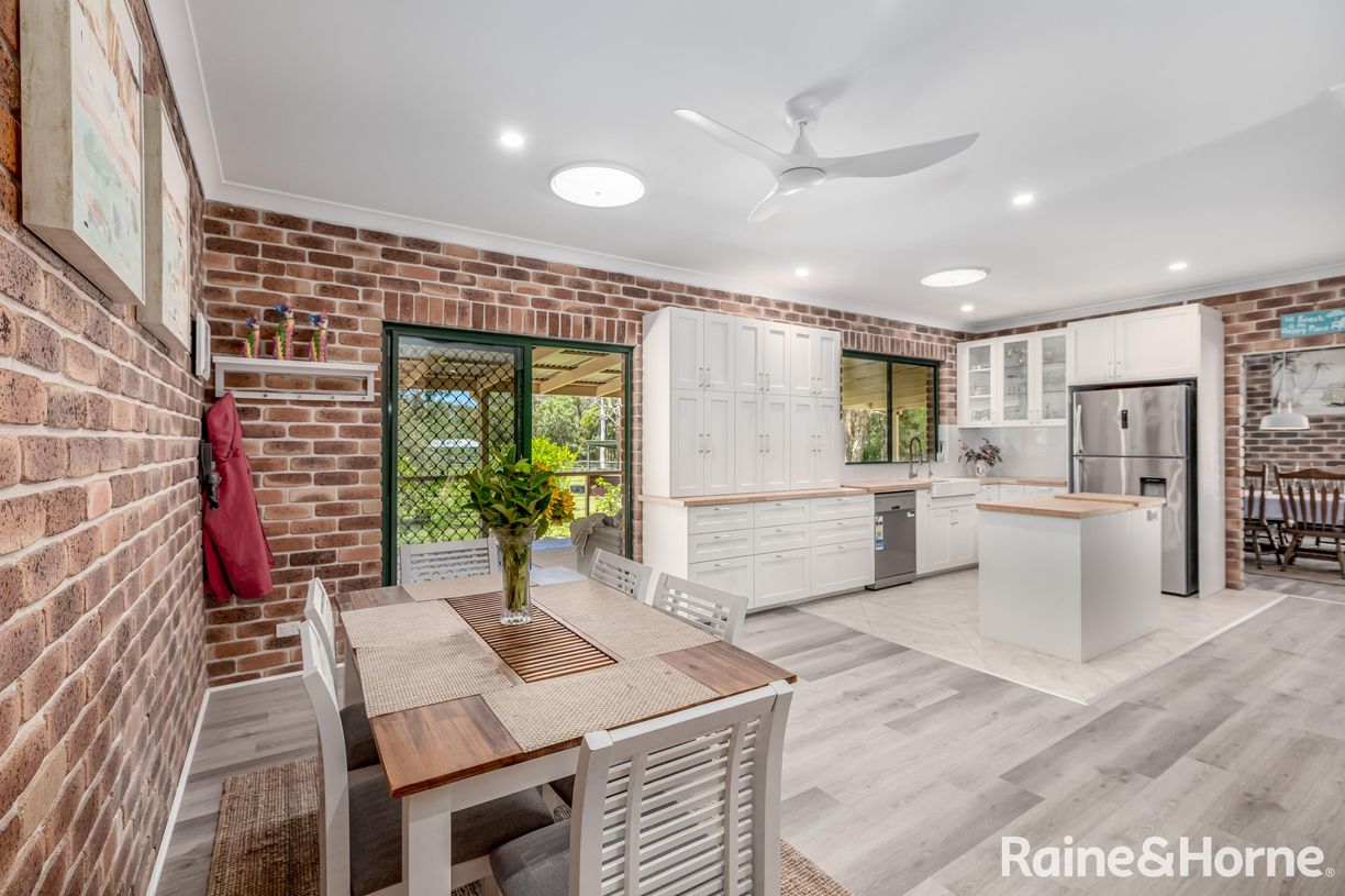 23 Tronson Road — photo 14 of 30