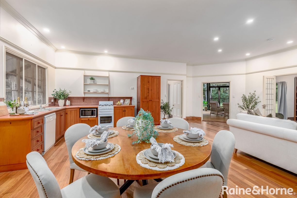 14 Pear Tree Lane — photo 5 of 22