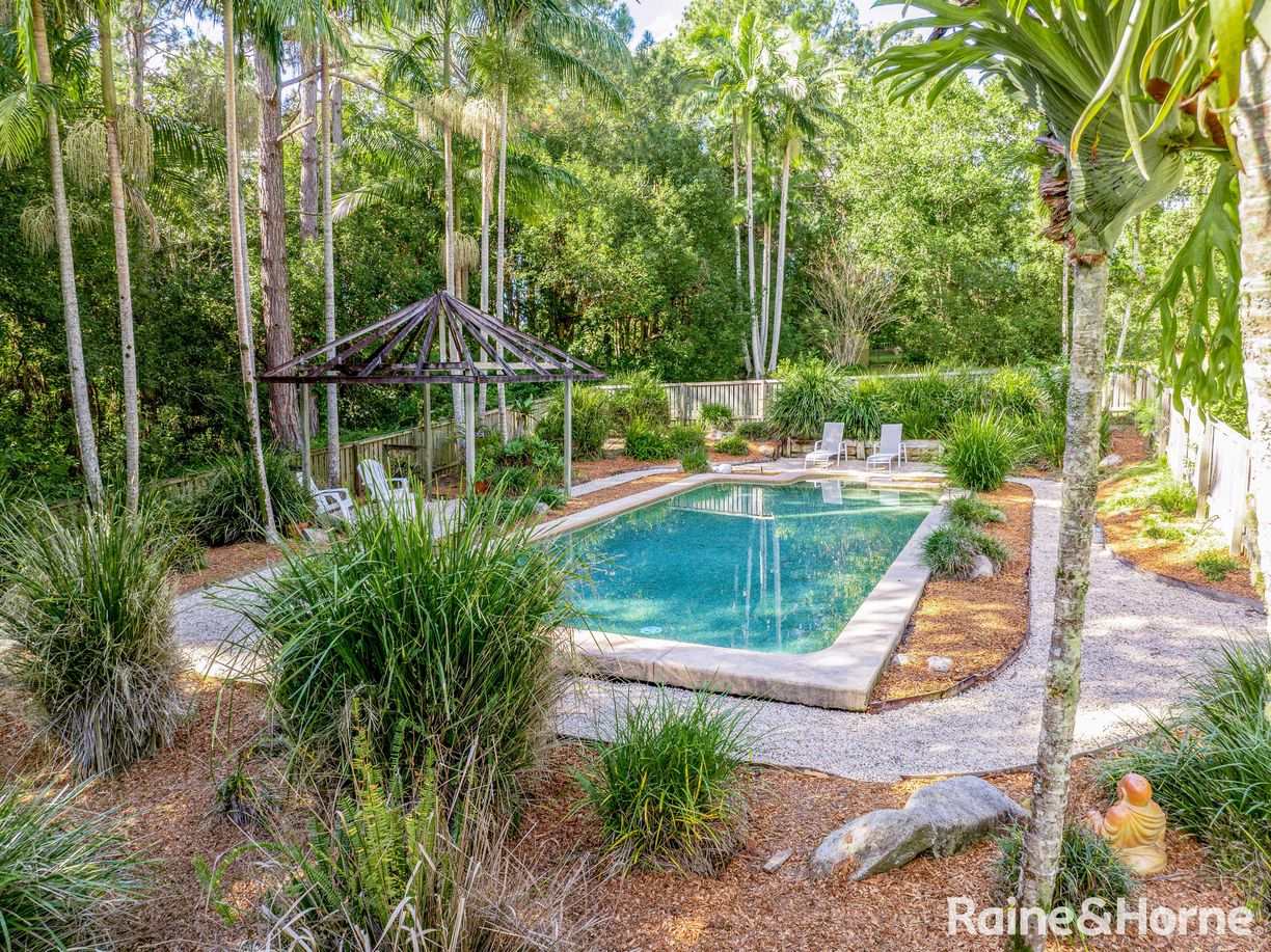 14 Pear Tree Lane — photo 16 of 22
