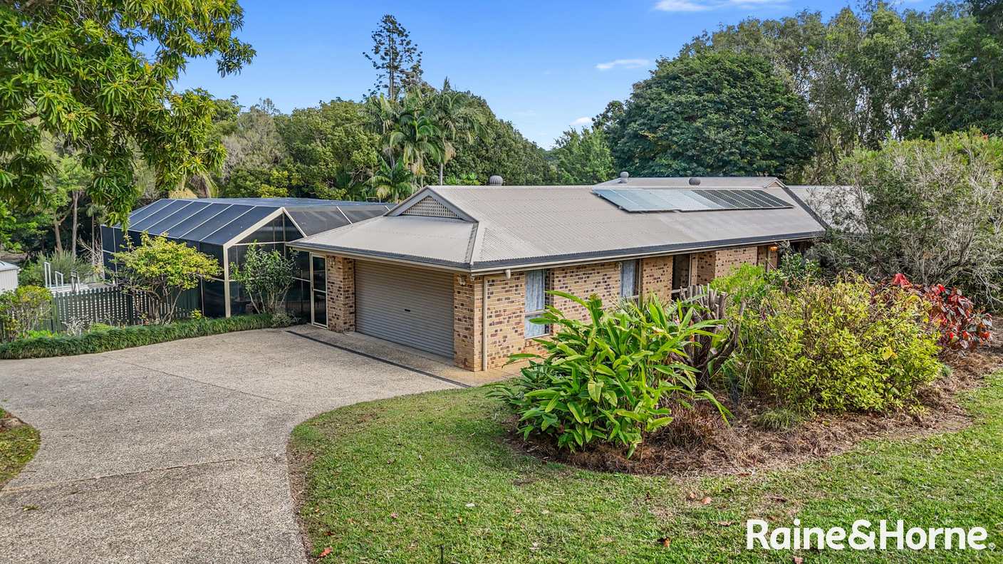 1 Curlew Crescent — photo from Raine & Horne Noosa Hinterland